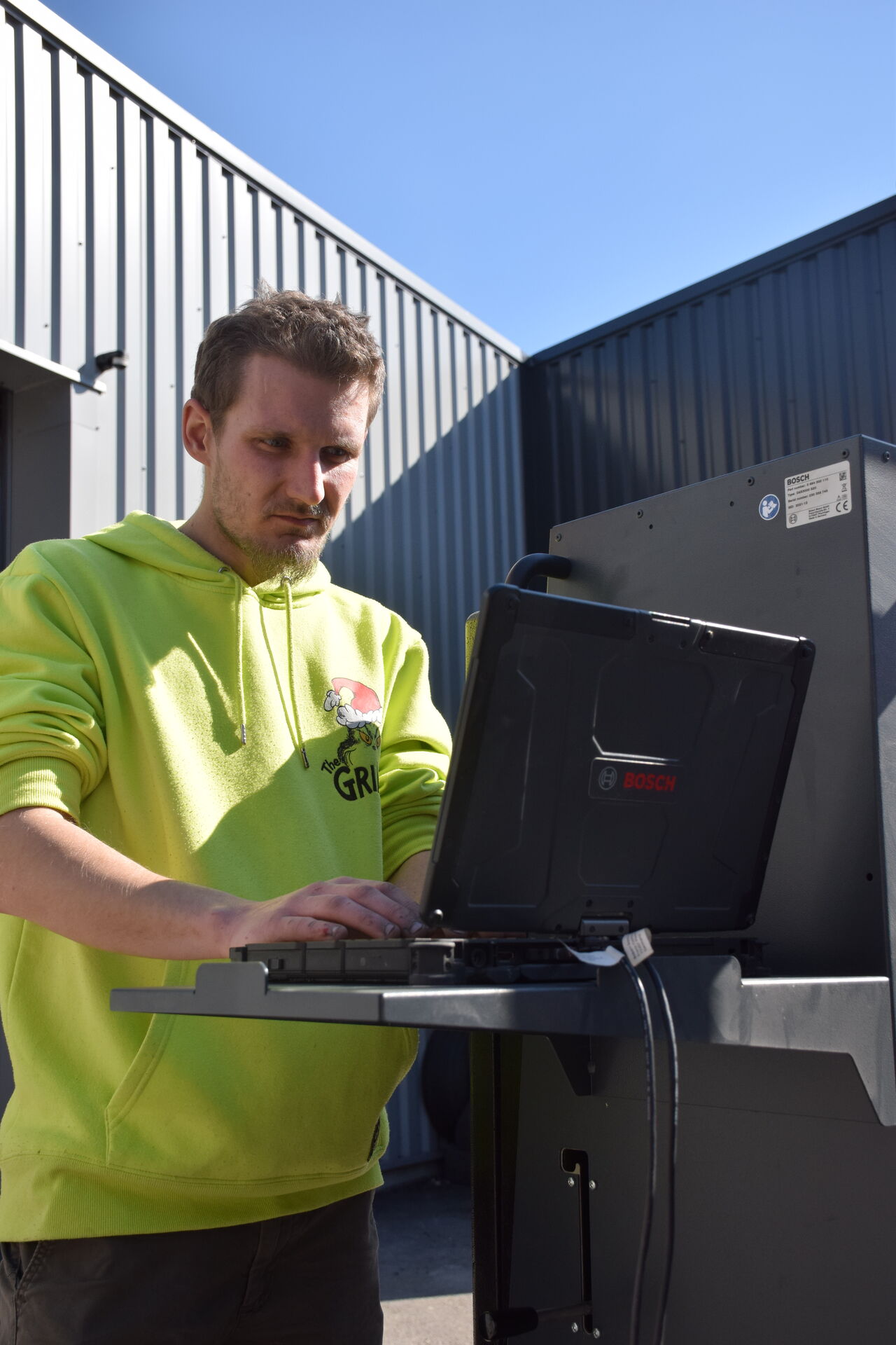 Diagnostic automobile sur ordinateur